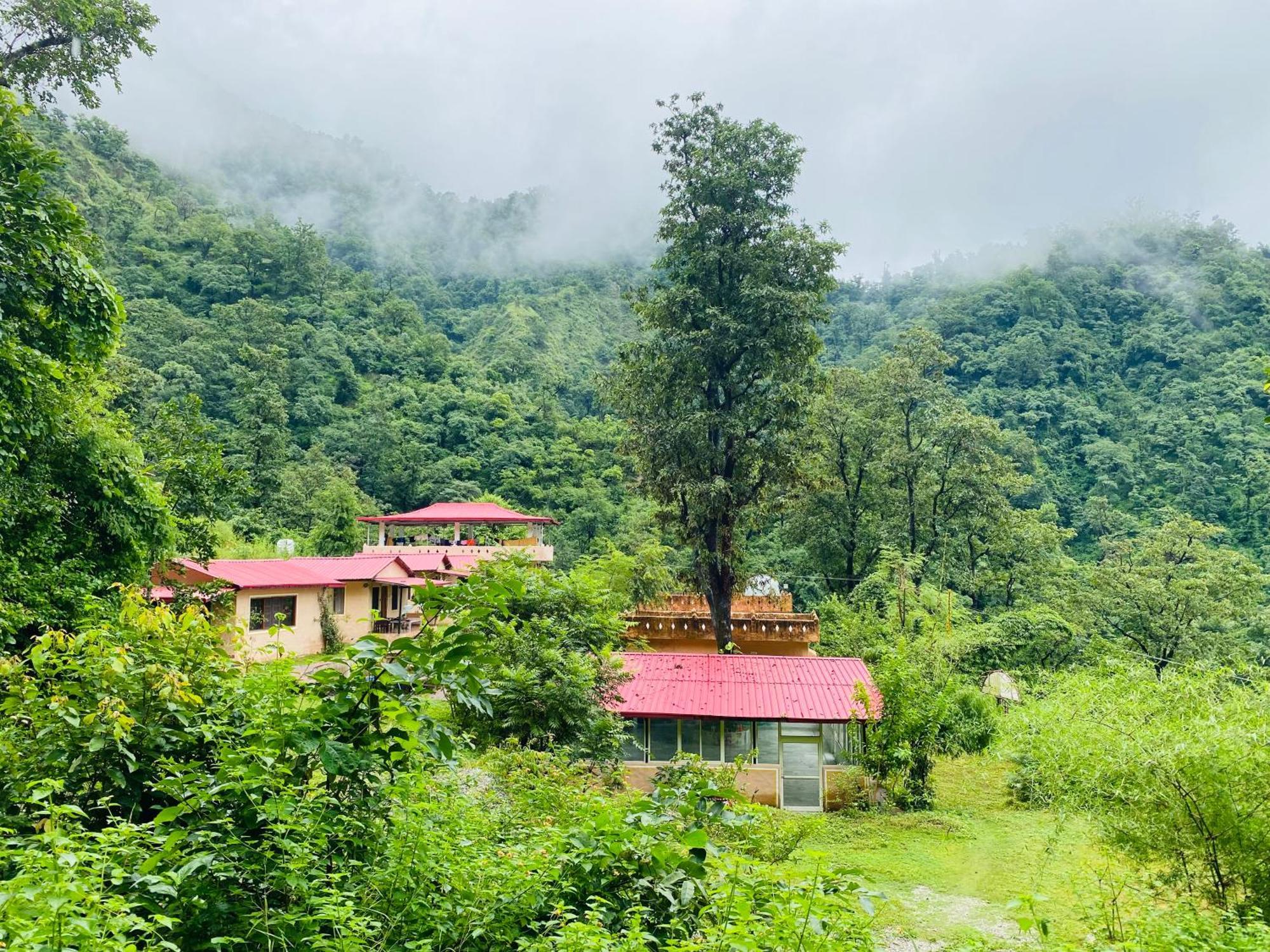 Shiv Shakti Yogpeeth Cottages Rishīkesh Екстериор снимка